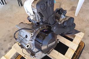 motore testa stretta  ducati multistrada 1200
