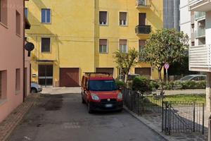 Quadrilocale Modena centro
