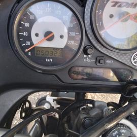  Yamaha TDM 850