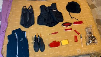 Attrezzatura x equitazione completa 8/12 anni