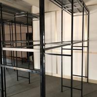 Scaffalature appendiabiti