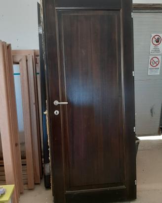 Porta in legno massello