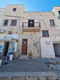 Casa indipendente Favignana centro con vista porto