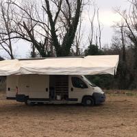 Tenda furgone per mercato