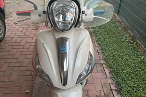 Piaggio Medley 125