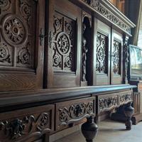 Salone completo vintage in stile spagnolo / neorin