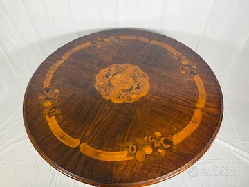 Tavolo tondo estensibile motivo floreale