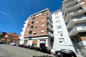 Jonio/citta' giardino - locale commerciale