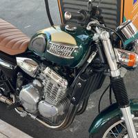 Triumph Thunderbirds 900