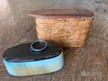 2 VECCHIE TABACCHIERE IN LEGNO CORNO OSSO VINTAGE