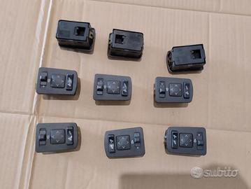 L tasto regolazione specchio esterno multipla 1e2s