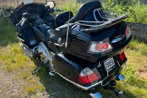 HONDA GLODWING 1800cc AMERICA
