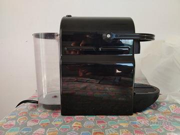 Macchina caffè capsule Nespresso De Longhi