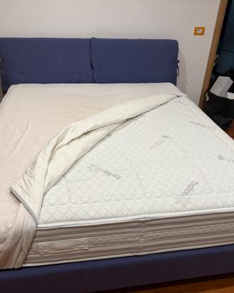 letto matrimoniale con materasso