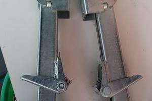 PIEDINI DI STABILIMENTO CAMPER