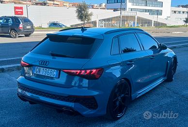 audi RS3 2022 400 cv