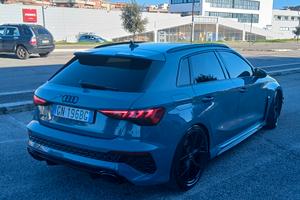 audi RS3 2022 400 cv
