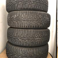 Cerchi in lega con gomme invernali