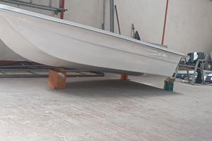 Barca per la pesca 