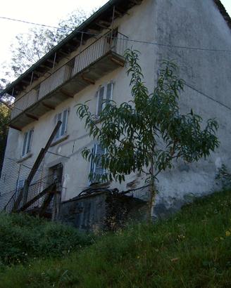 Casa per vacanze da ristrutturare