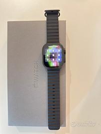 Apple Watch Ultra 2 49 mm in titanio