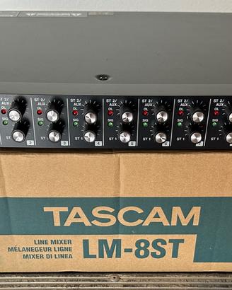 Mixer Tascam LM-8ST