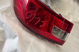 Fanale Faro Posteriore sinistro Renault Clio2012 >