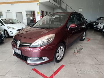 RENAULT Scenic Scénic XMod 1.5 dCi 110CV EDC