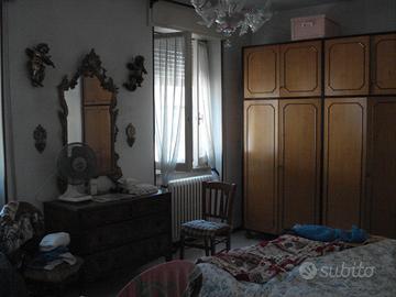 Casa indip.dente pesaro centro mare a meno di 1250