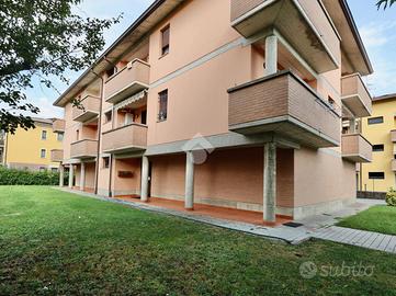 2 LOCALI A REGGIO NELL'EMILIA