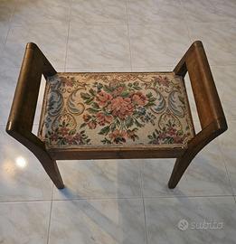 Sgabello  da piano o  panchetta