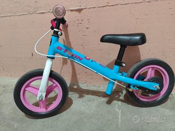 Bicicletta senza pedali 