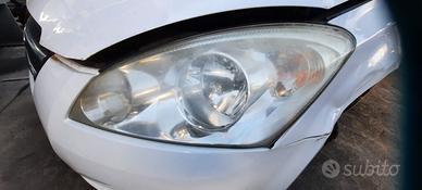KIA CEED 2007 - FARO ANTERIORE SINISTRO