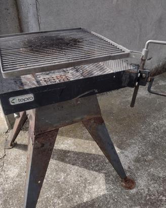 barbecue in ferro a carbonella