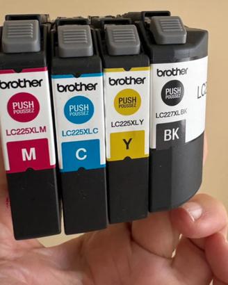 cartucce magenta, ciano , giallo e nera Brother