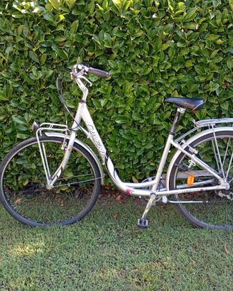 Bici da donna in alluminio