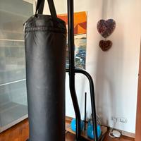Sacco per sport da combattimento 60KG con supporto