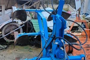 aratro trivomere piccolo