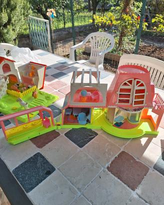 casa Pin y Pon con personaggi