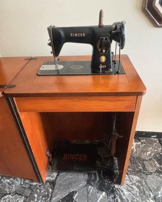 Macchina da cucire Singer anni 50