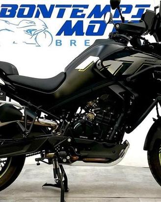 CFMOTO 800MT