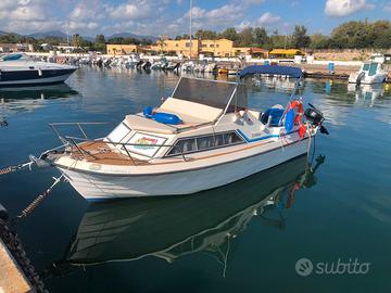 Pilotina 6 mt. Solo scafo