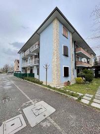 Immobile in asta di 122 m² con 3 locali a Fusignan
