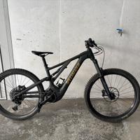Specialized Turbo Levo 2023 perfetta – Solo 500 km