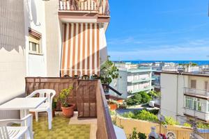 3 LOCALI A GAETA
