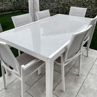 Tavolo da esterno allungabile piano in vetro