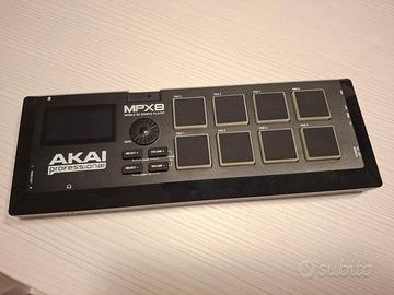 AKAI MPX8