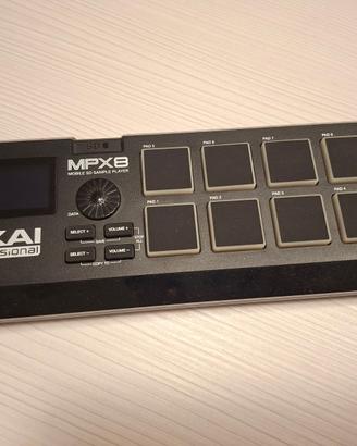 AKAI MPX8