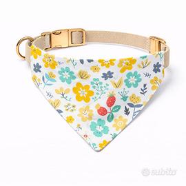 Bandana per cani floreale fatta a mano