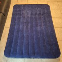 Materasso gonfiabile con pompa elettrica